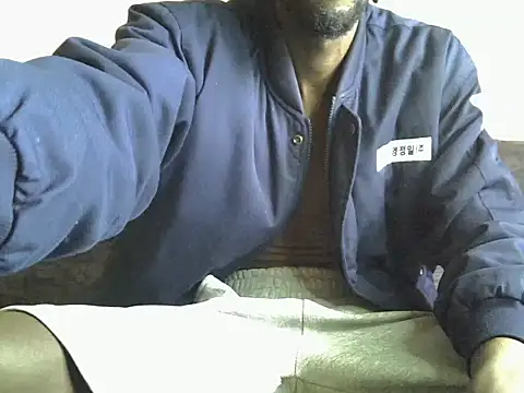 Delicious-D online show from October 23, 2025, 8:46 am