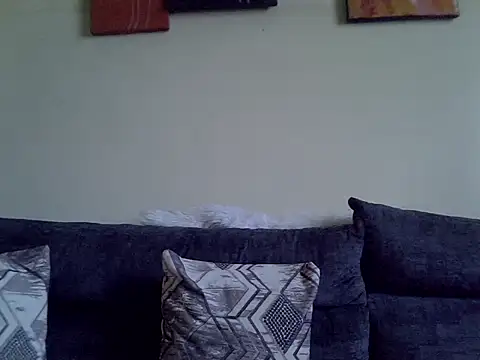 Delicious-D online show from December 18, 2025, 7:46 am