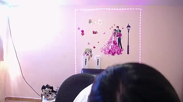 Snapshot of Victoria_Red01 chatting on January 14, 2025, 9:20 pm Victoria Red01 online show from January 14, 2025, 9:20 pm