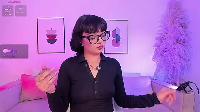 Sweet Namii online show from March 26, 2026, 5:00 pm