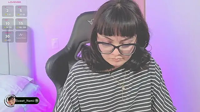 Snapshot of Sweet_Namii chatting on June 26, 2026, 8:47 pm Sweet Namii online show from June 26, 2026, 8:47 pm