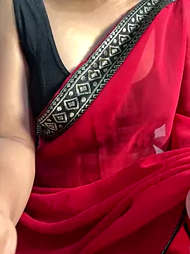 Snapshot of VR_here_4U chatting on September 8, 2025, 5:01 pm VR here 4U online show from September 8, 2025, 5:01 pm