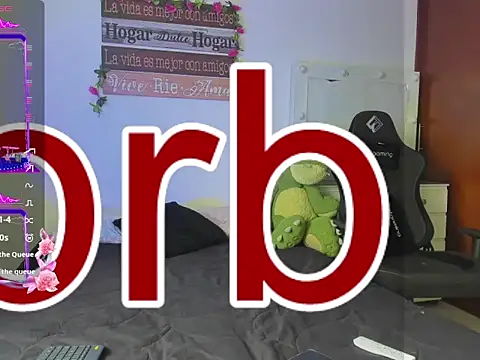 maika28 online show from April 15, 2026, 1:26 pm