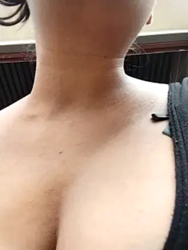 Andreita 95 online show from April 9, 2026, 9:54 pm