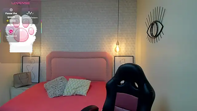 Snapshot of Kittytimberlake chatting on November 25, 2025, 12:27 pm Kittytimberlake online show from November 25, 2025, 12:27 pm