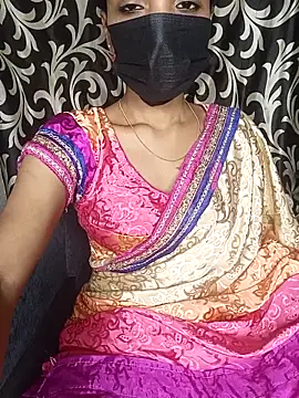 REVA DARLING online show from November 16, 2025, 6:07 am