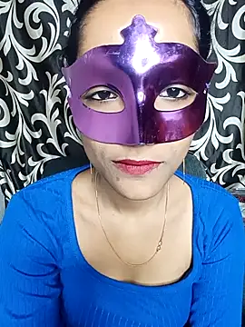 REVA DARLING online show from January 18, 2026, 5:44 am