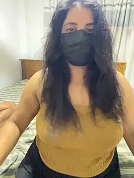 NOORA-GIRL online show from April 20, 2026, 4:04 am