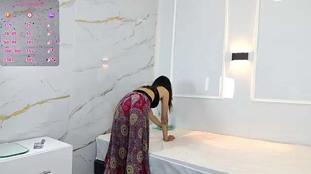 zorravioletta1 online show from February 10, 2026, 11:31 am