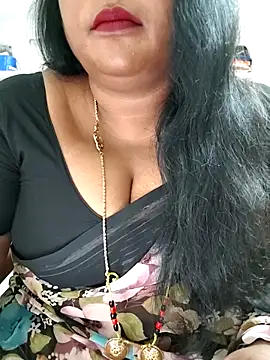 Snapshot of Swapna_143 chatting on April 21, 2026, 2:51 am Swapna 143 online show from April 21, 2026, 2:51 am