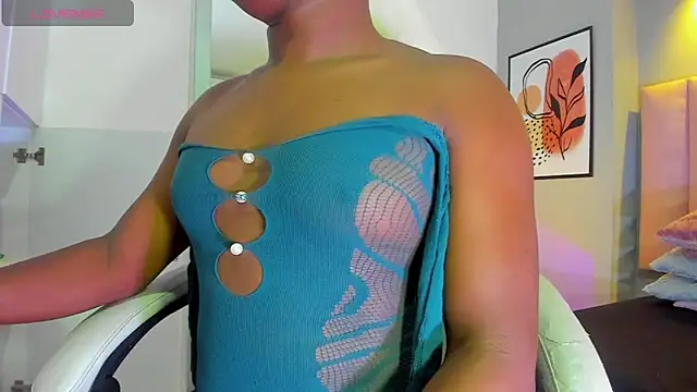 SofiaBrouw online show from September 29, 2025, 12:44 pm