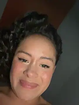 Snapshot of Marie_Rose chatting on February 15, 2025, 2:37 am Marie Rose online show from February 15, 2025, 2:37 am