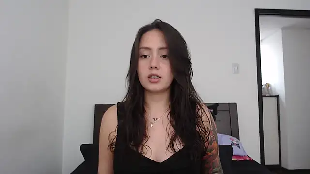 rebecca collin online show from February 17, 2026, 3:09 pm