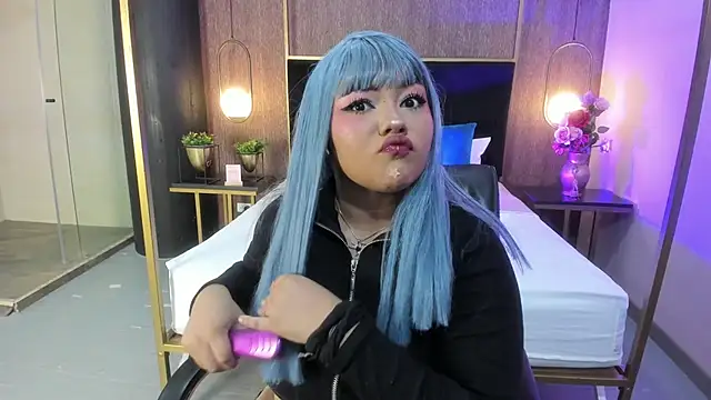 cherry chel online show from April 12, 2026, 3:15 pm