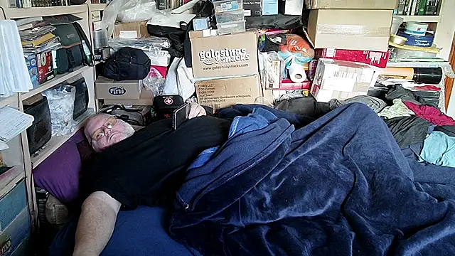 hadeszeuss2 online show from March 15, 2026, 2:35 pm