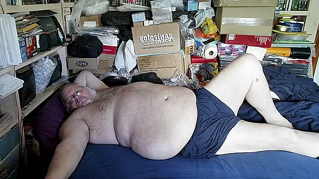 hadeszeuss2 online show from April 19, 2026, 1:34 pm