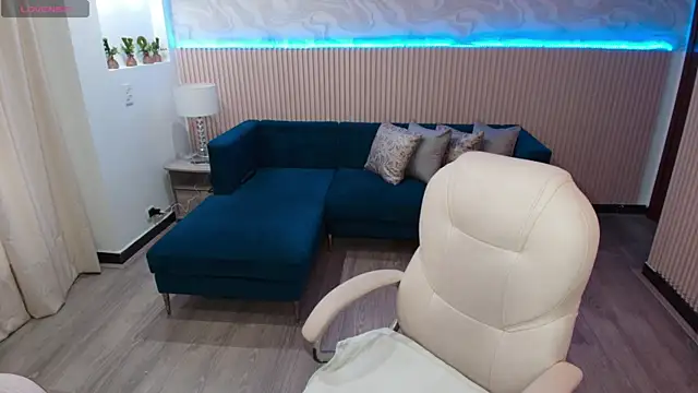 Snapshot of lenah_smith chatting on November 6, 2025, 11:36 am lenah smith online show from November 6, 2025, 11:36 am