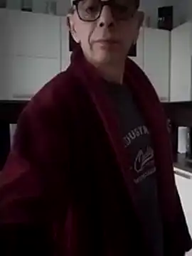 heitzer1072 online show from February 26, 2026, 6:24 am