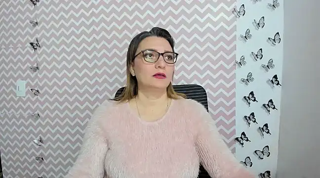 Snapshot of Amie_Adams82_ chatting on January 15, 2025, 6:08 pm Amie Adams82 online show from January 15, 2025, 6:08 pm