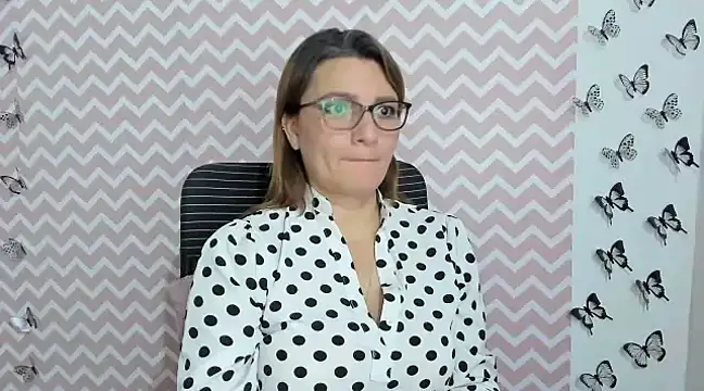 Snapshot of Amie_Adams82_ chatting on December 10, 2024, 7:22 pm Amie Adams82 online show from December 10, 2024, 7:22 pm