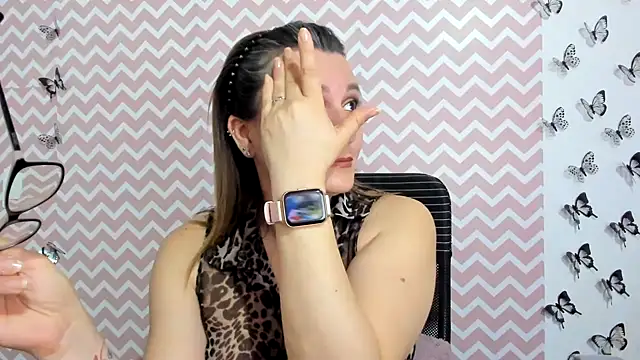 Snapshot of Amie_Adams82_ chatting on February 17, 2025, 10:27 pm Amie Adams82 online show from February 17, 2025, 10:27 pm