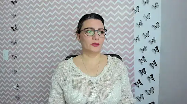 Snapshot of Amie_Adams82_ chatting on December 17, 2024, 5:36 pm Amie Adams82 online show from December 17, 2024, 5:36 pm