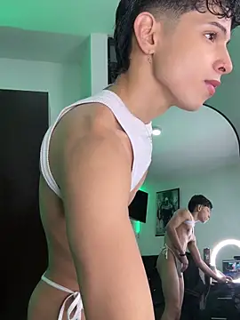 jade candy 21 online show from October 21, 2025, 11:53 am