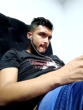 Snapshot of mosmar_20 chatting on January 10, 2026, 12:06 am mosmar 20 online show from January 10, 2026, 12:06 am