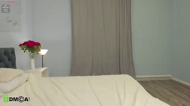 Ariella Sol online show from April 11, 2026, 7:45 am