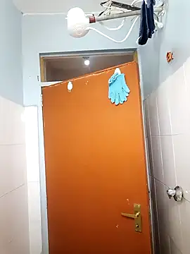 Snapshot of pretty-eyes23 chatting on February 2, 2025, 12:02 pm pretty-eyes23 online show from February 2, 2025, 12:02 pm