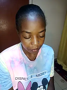 Snapshot of pretty-eyes23 chatting on February 22, 2025, 7:03 pm pretty-eyes23 online show from February 22, 2025, 7:03 pm