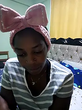 Snapshot of pretty-eyes23 chatting on February 11, 2025, 3:51 pm pretty-eyes23 online show from February 11, 2025, 3:51 pm