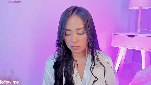 Cameliaa Smiith online show from November 22, 2025, 3:49 am