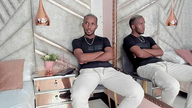 JamesParck online show from February 28, 2025, 6:31 pm