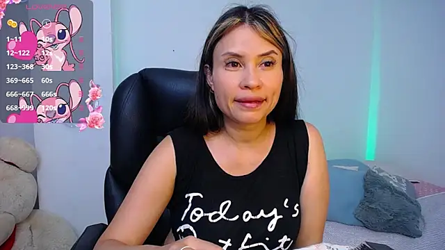 Snapshot of keelly_richaardson1 chatting on March 12, 2025, 10:50 pm keelly richaardson1 online show from March 12, 2025, 10:50 pm