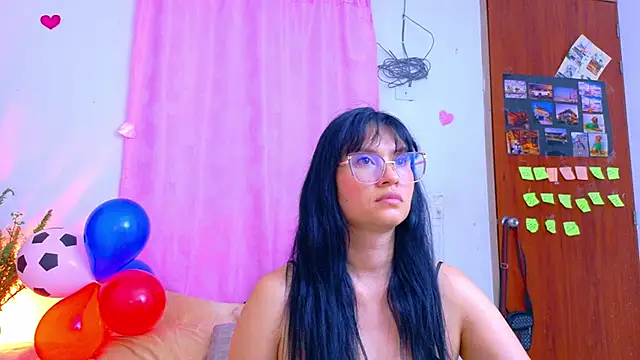 keelly richaardson1 online show from June 6, 2026, 12:49 am