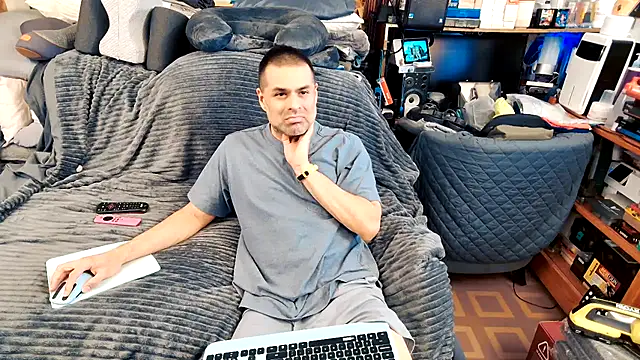 ClampMaster online show from October 10, 2025, 3:29 am