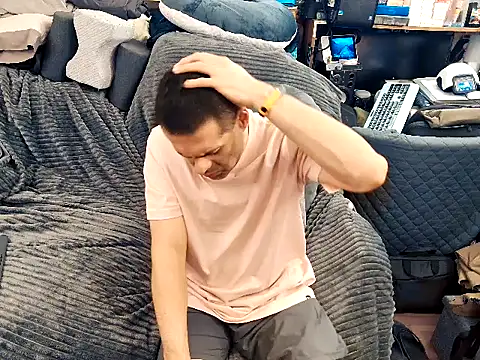 ClampMaster online show from December 23, 2025, 1:05 am