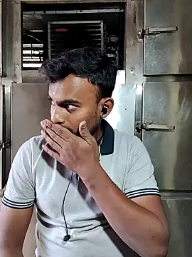 Snapshot of rayhan085 chatting on March 10, 2025, 10:28 am rayhan085 online show from March 10, 2025, 10:28 am