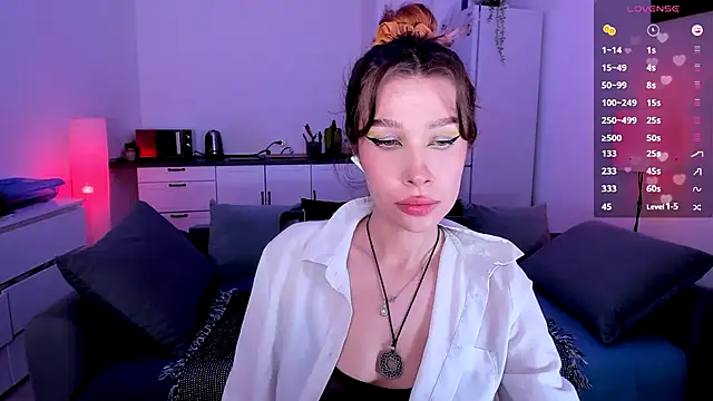 Snapshot of tenderdreams chatting on October 9, 2025, 9:15 pm tenderdreams online show from October 9, 2025, 9:15 pm