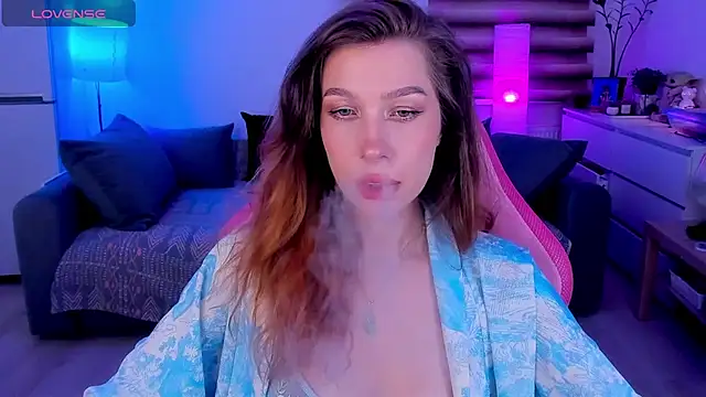 Snapshot of tenderdreams chatting on December 3, 2025, 9:14 pm tenderdreams online show from December 3, 2025, 9:14 pm