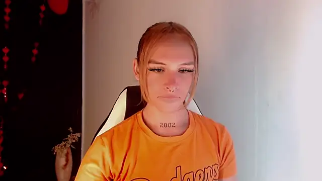 AdharaaMoon online show from February 17, 2025, 7:23 pm