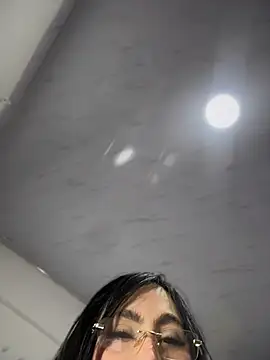 Snapshot of Sarahballiston_ chatting on July 24, 2026, 1:34 am Sarahballiston online show from July 24, 2026, 1:34 am