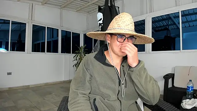 owengray2n online show from January 24, 2025, 2:07 am