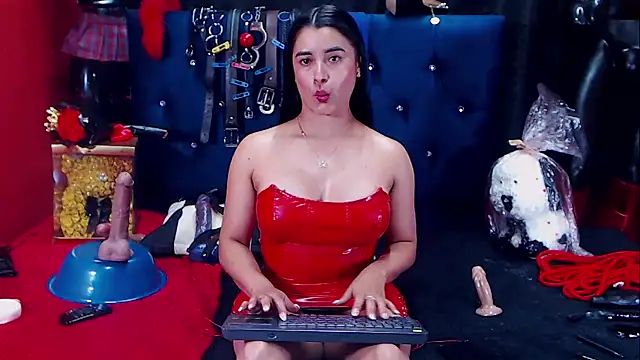 Hannamariana online show from June 3, 2026, 2:33 pm