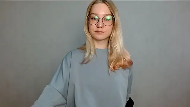 Snapshot of cindi_hot chatting on March 5, 2025, 11:28 am cindi hot online show from March 5, 2025, 11:28 am