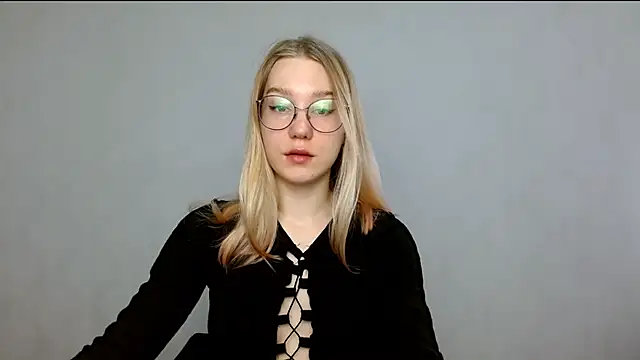 Snapshot of cindi_hot chatting on February 18, 2025, 8:38 am cindi hot online show from February 18, 2025, 8:38 am