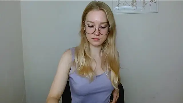 Snapshot of cindi_hot chatting on September 21, 2025, 9:25 am cindi hot online show from September 21, 2025, 9:25 am