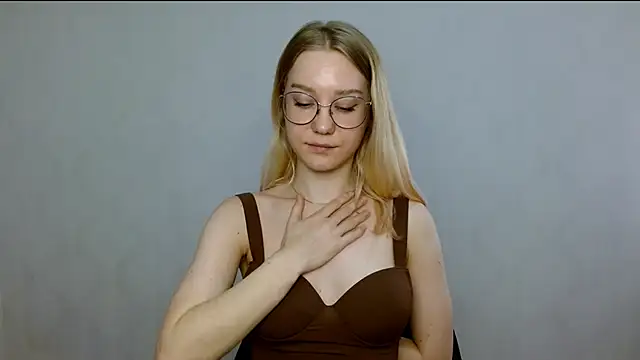 Snapshot of cindi_hot chatting on February 26, 2025, 7:34 am cindi hot online show from February 26, 2025, 7:34 am