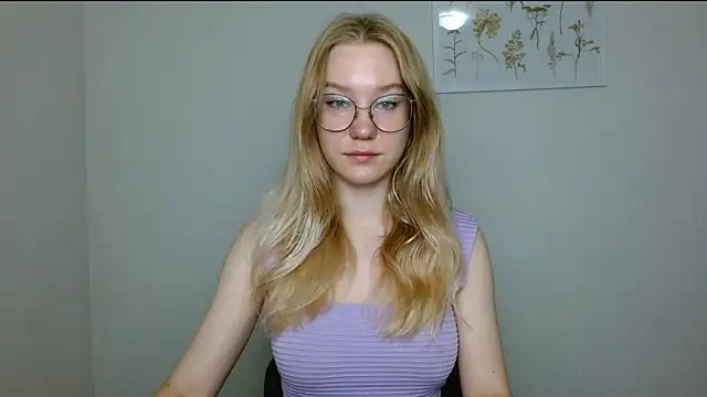 Snapshot of cindi_hot chatting on September 24, 2025, 9:05 am cindi hot online show from September 24, 2025, 9:05 am